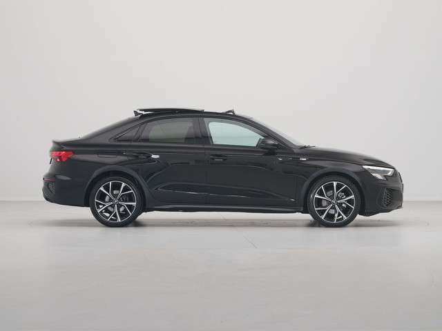 Audi A3 2023 Benzine
