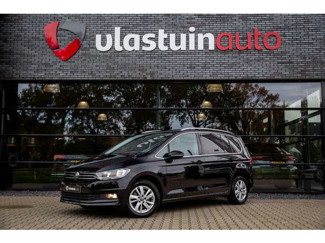 Volkswagen Touran 2023 Benzine