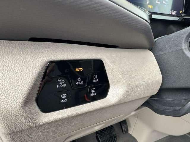 Volkswagen Transporter 2022 Benzine