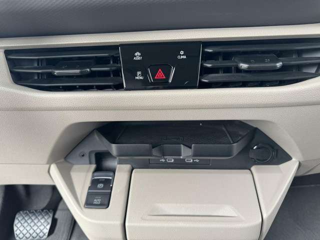 Volkswagen Transporter 2022 Benzine