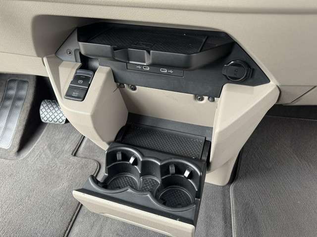 Volkswagen Transporter 2022 Benzine