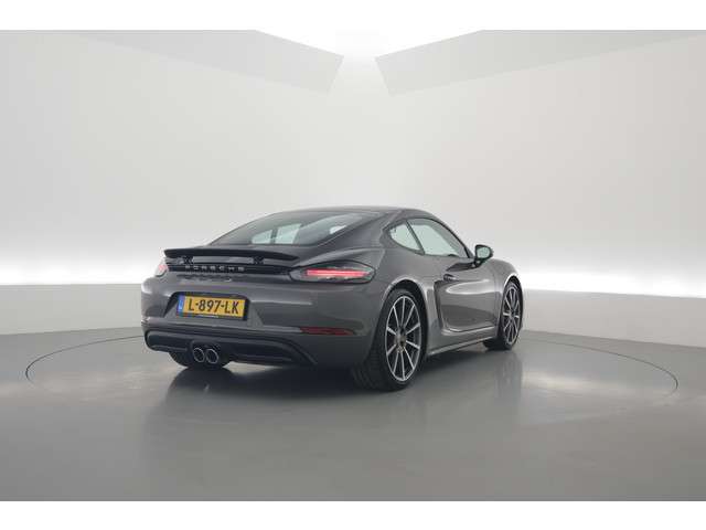 Porsche 718 2