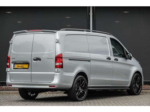 Mercedes-Benz Vito 2