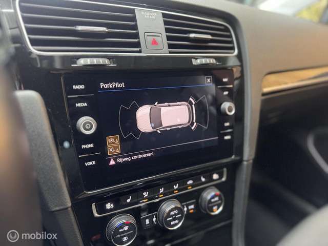 Volkswagen Golf 2018 Benzine