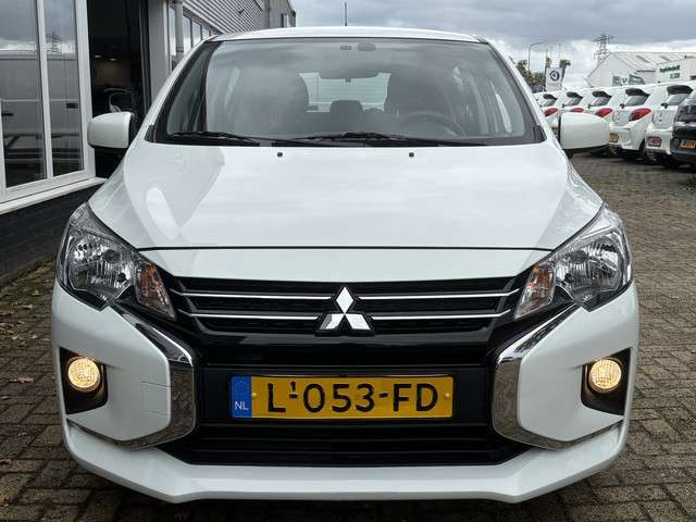 Mitsubishi Space Star 3