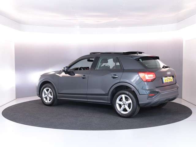 Audi Q2 3