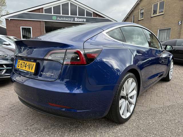 Tesla Model 3 3