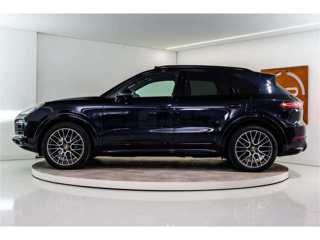 Porsche Cayenne 2