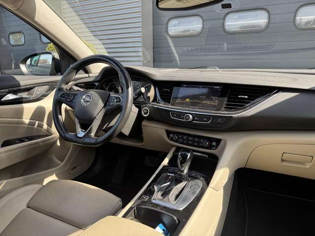 Opel Insignia 2