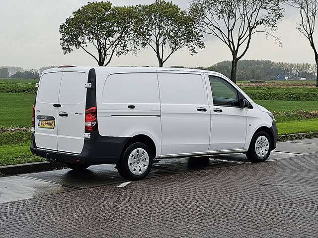 Mercedes-Benz Vito 3