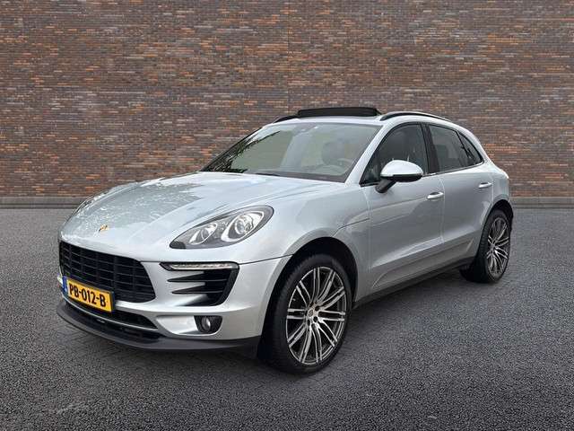 Porsche Macan 2