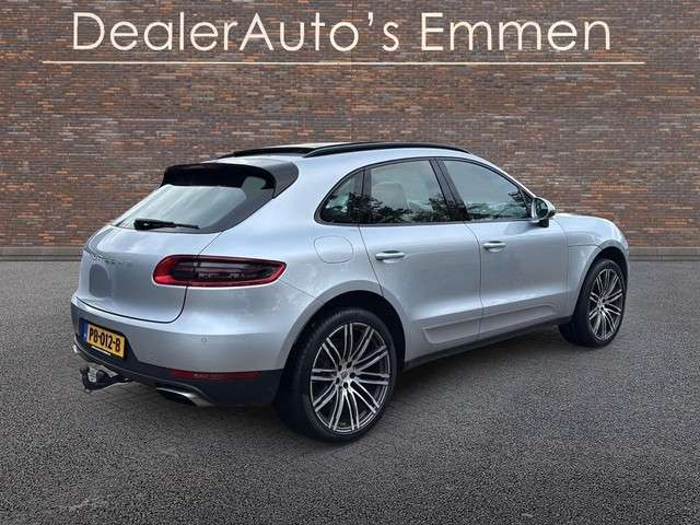 Porsche Macan 3