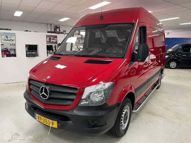 Mercedes-Benz Sprinter 2