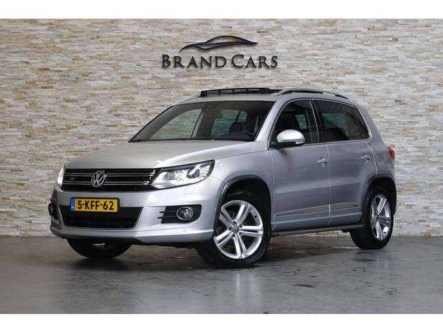 Volkswagen Tiguan 1.4 TSI Sport&Style R-line Edition PANO | LEDER | TREKHAAK | NAP | VOL OPTIES!
