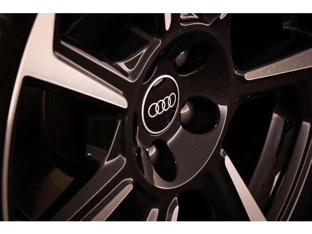 Audi Q3 2023 Benzine
