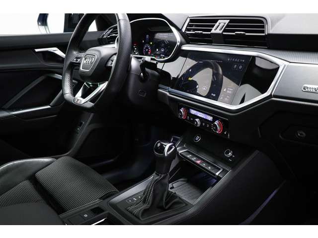 Audi Q3 2023 Benzine