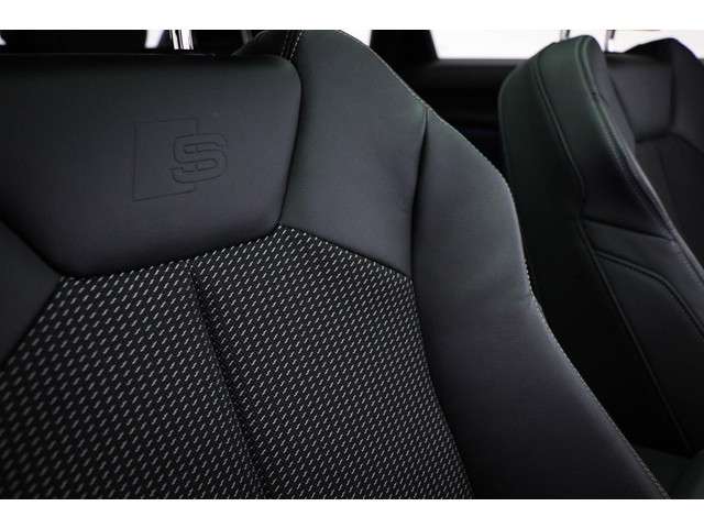 Audi Q3 2023 Benzine