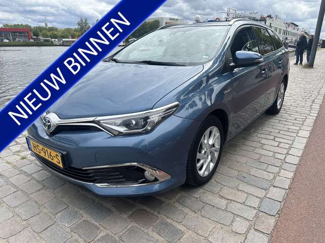 Toyota Auris Touring Sports 1.8 Hybrid Lease pro PANORAMADAK NAVI/CAMERA AIRCO/ECC