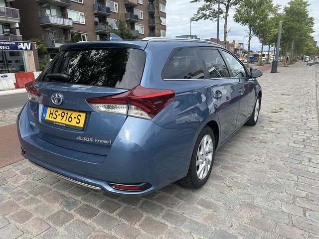 Toyota Auris 2