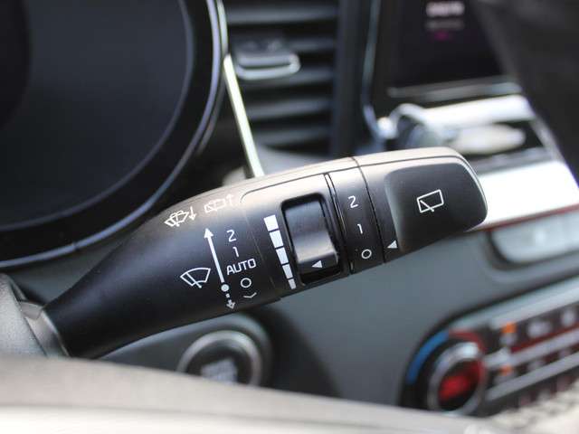 Kia Ceed 2024 Benzine