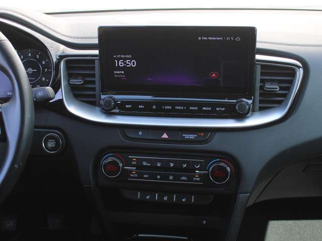 Kia Ceed 2024 Benzine