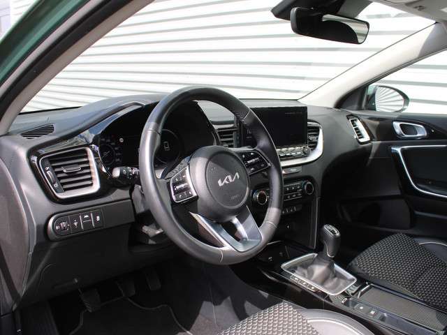 Kia Ceed 2024 Benzine