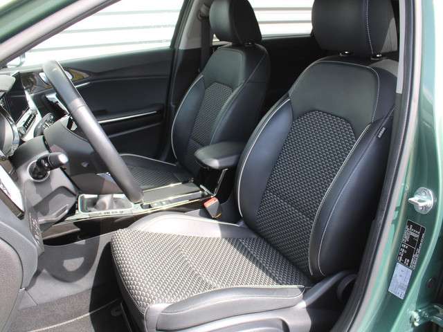 Kia Ceed 2024 Benzine