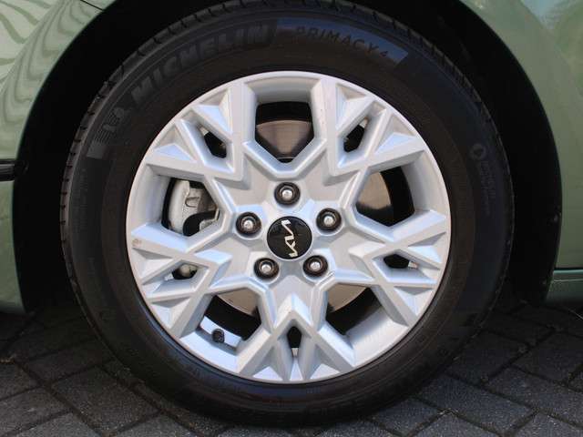 Kia Ceed 2024 Benzine