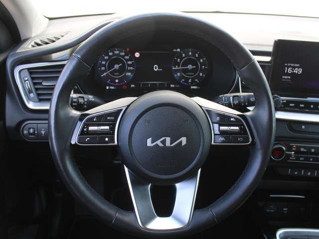 Kia Ceed 2024 Benzine