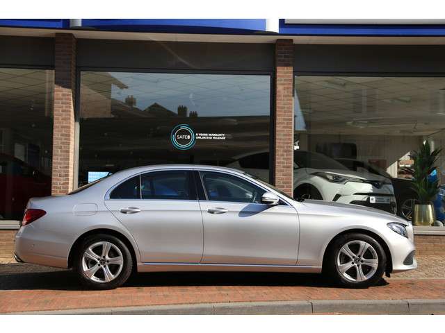 Mercedes-Benz E-Klasse 3