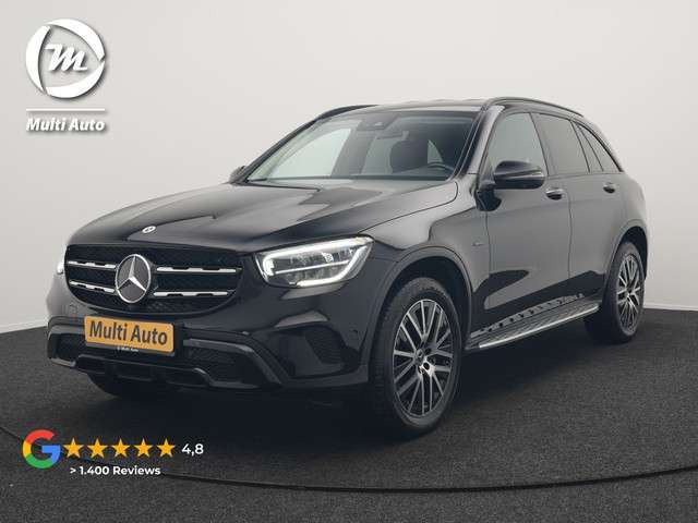 Mercedes-Benz GLC-klasse 300e 4MATIC Premium Plug In Hybrid 320pk Dealer O.H PHEV | Adaptive Cruise | Trekhaak af Fabriek | 360 Camera | Night Pakket | Sidesteps | 19"L.M | Keyless | Apple Carplay | Lederen Sportstoelen Verwarmd | Navigatie |