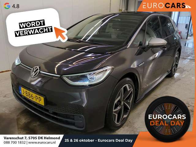 Volkswagen ID.3 First Plus 58 kWh Navigatie Apple Carplay/Android Auto Camera Parkeersensoren Adaptive Cruise Control Full LED Matrix Stoel- en stuurverwarming Lichtmetalen velgen Climate Control