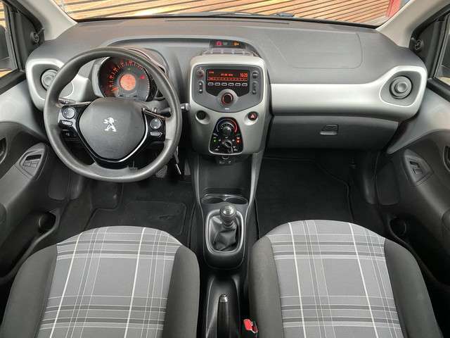 Peugeot 108 2