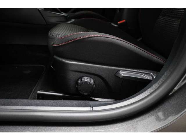 Ford Focus 2024 Benzine