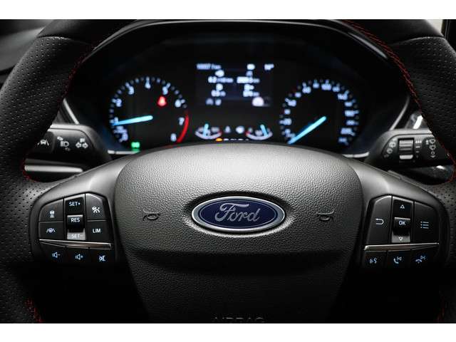 Ford Focus 2024 Benzine