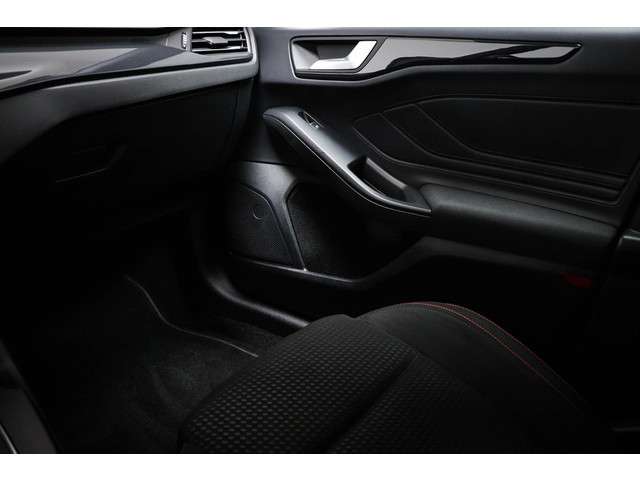 Ford Focus 2024 Benzine