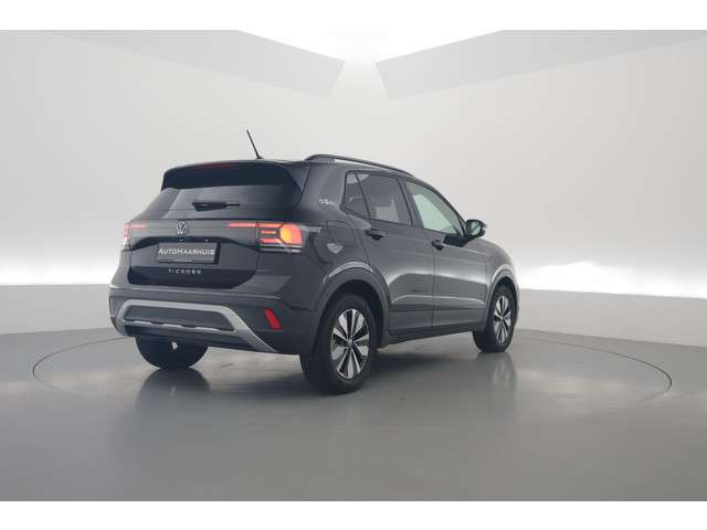 Volkswagen T-Cross 2