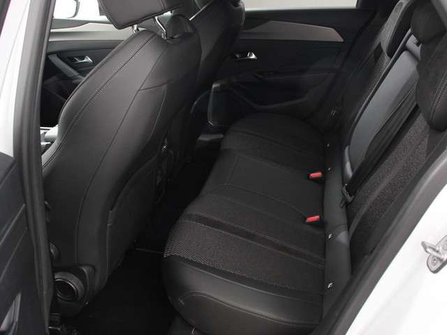 Peugeot 308 2024 Benzine