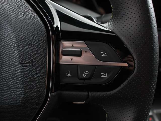 Peugeot 308 2024 Benzine
