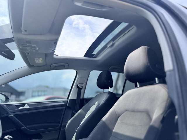 Volkswagen Golf 2017 Benzine