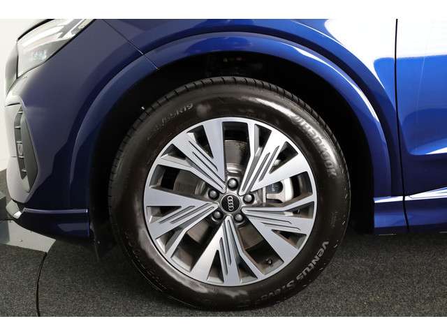 Audi Q4 e-tron 2024 Electrisch