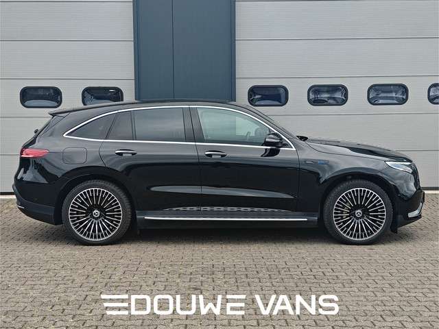 Mercedes-Benz EQC 3