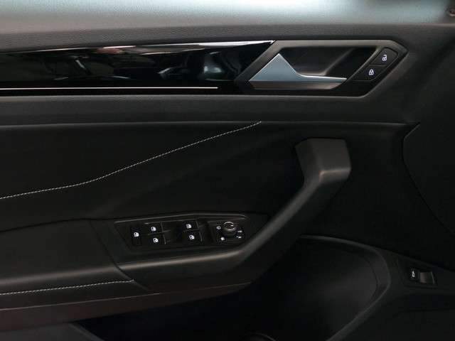 Volkswagen T-Roc 2024 Benzine