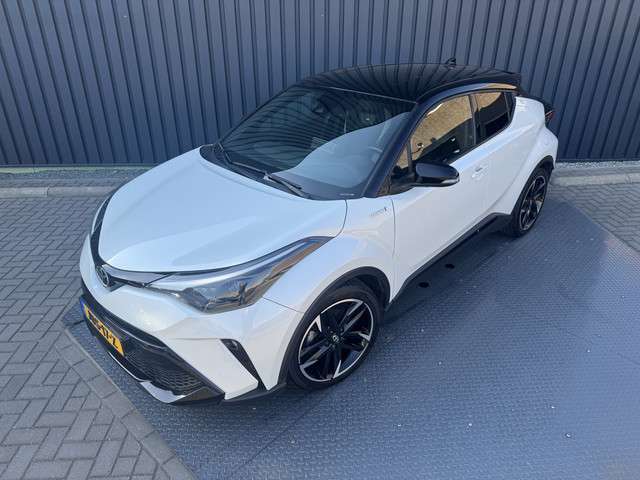 Toyota C-HR 2