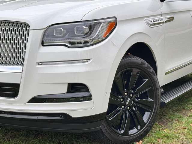 Lincoln Navigator 3