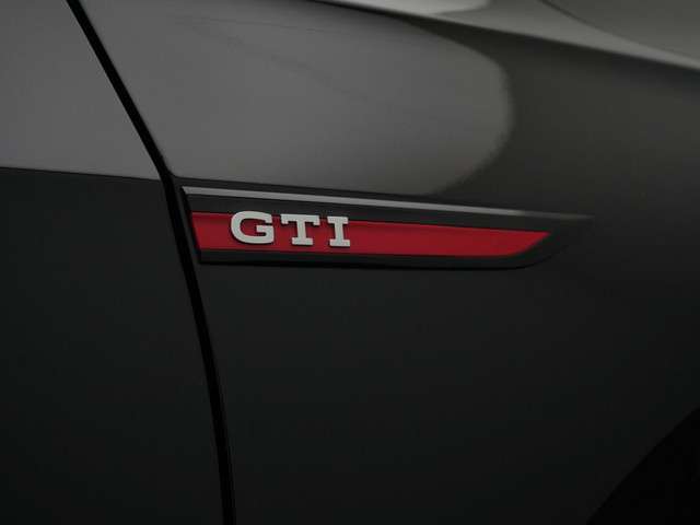 Volkswagen Golf 2022 Benzine
