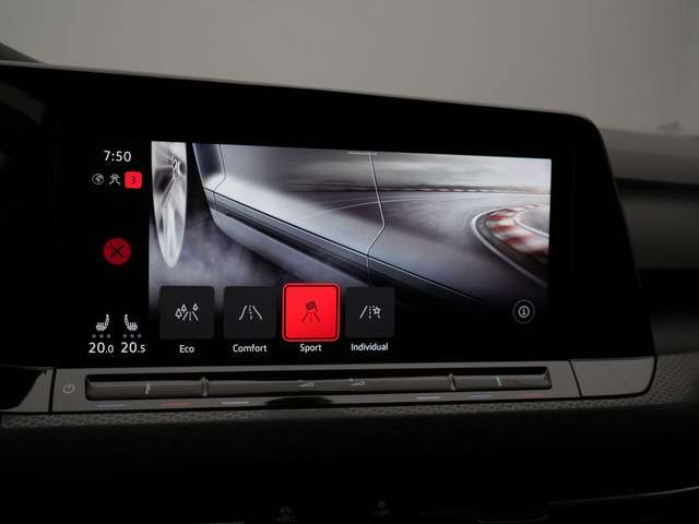 Volkswagen Golf 2022 Benzine