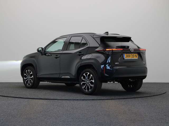 Toyota Yaris Cross 2