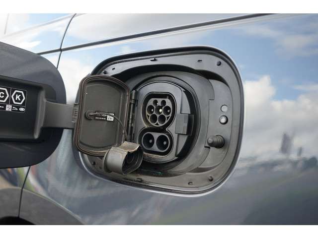 Land Rover Range Rover 2023 Hybride