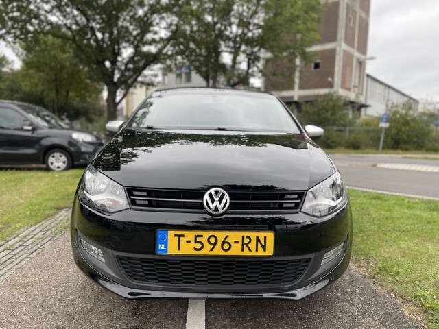 Volkswagen Polo 2
